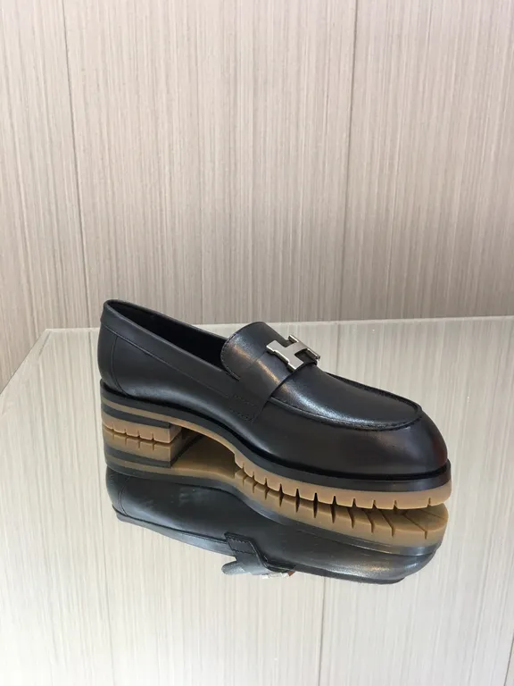 Hermes Shoe 